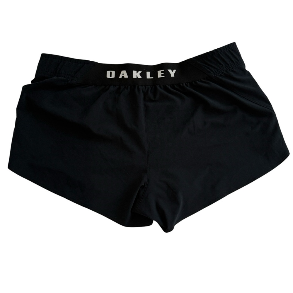 Oakley Woman's Size Medium Black Activewear Running Shorts